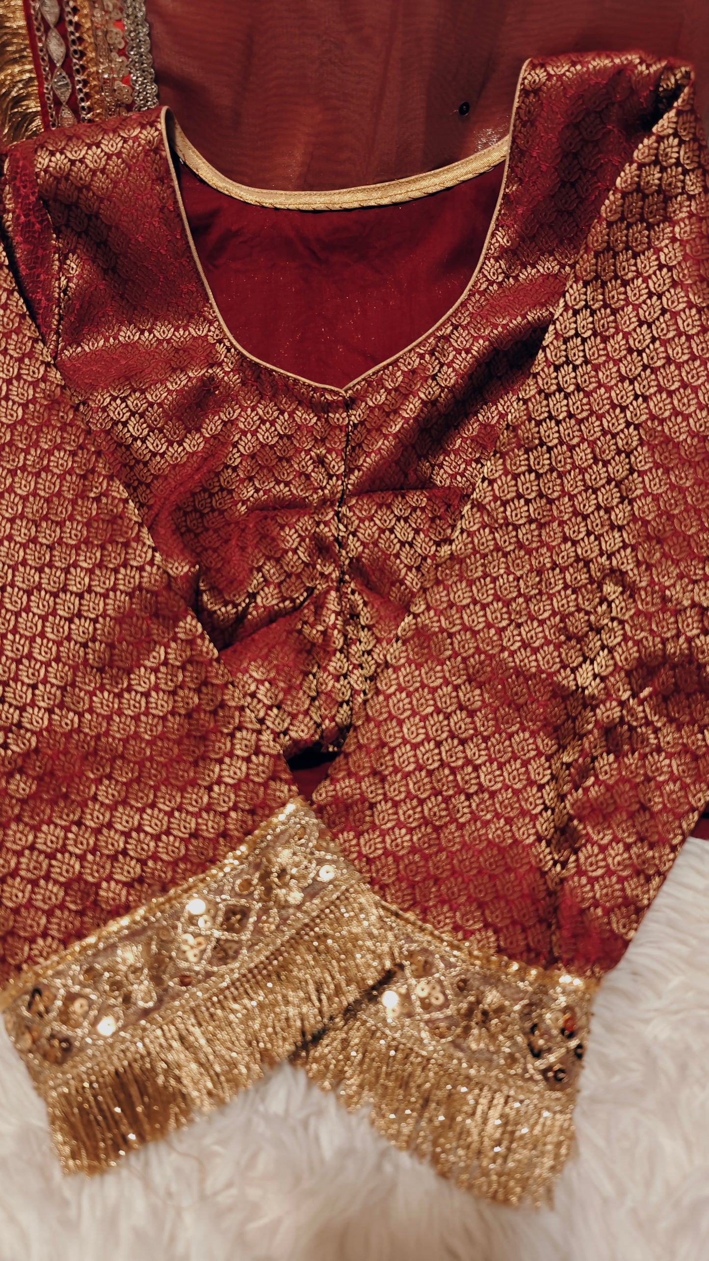 Shimmer Gold Tissue Saree With Stitched Blouse