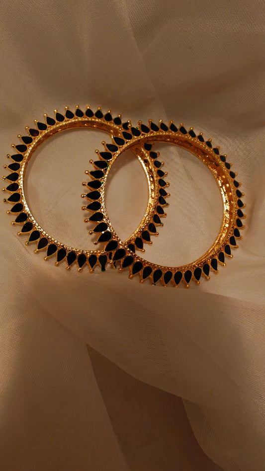 Golden and Black Bangles size 2.8